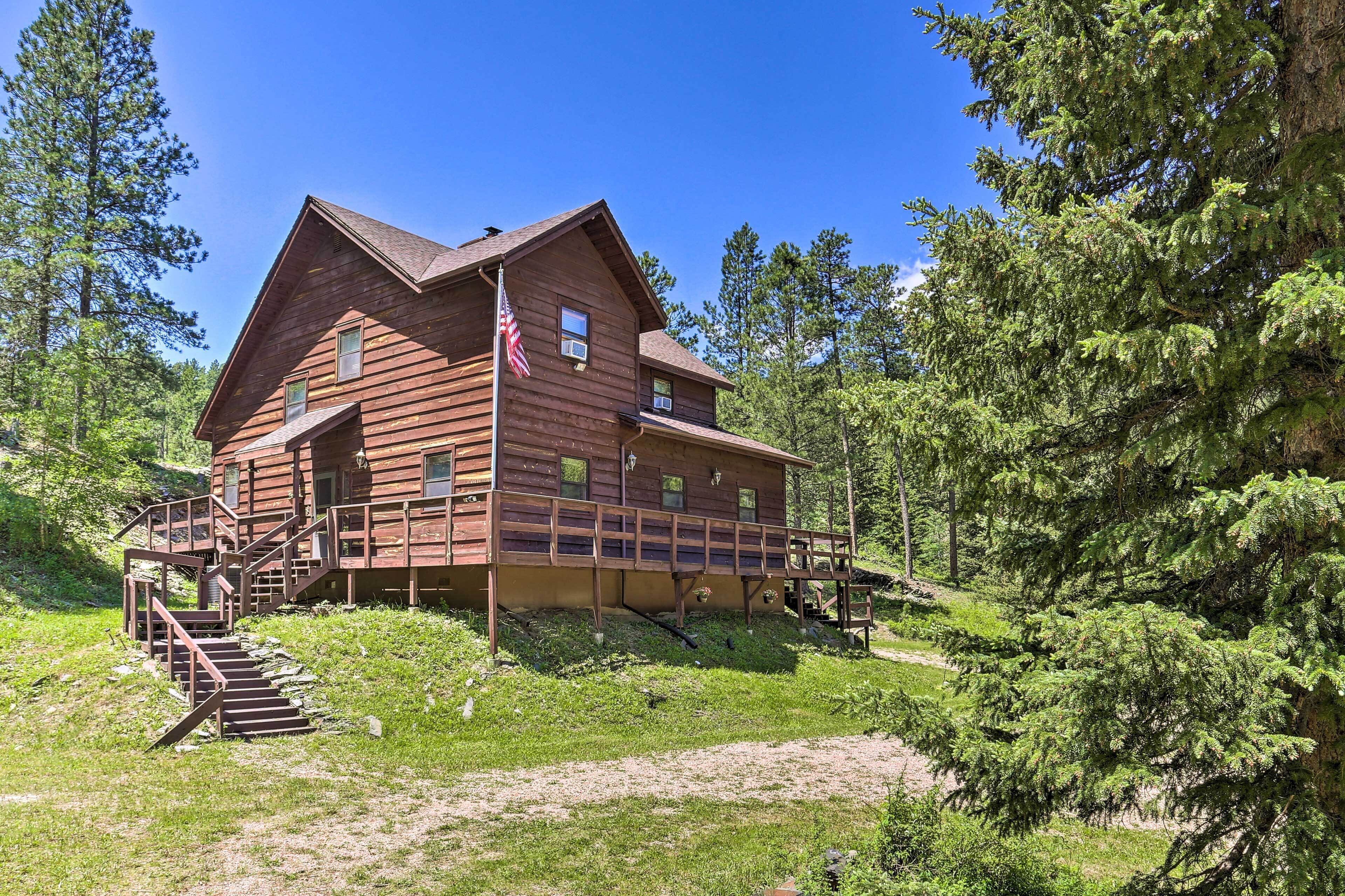 Idyllic Black Hills Getaway: 3 Mi to Pactola Lake!