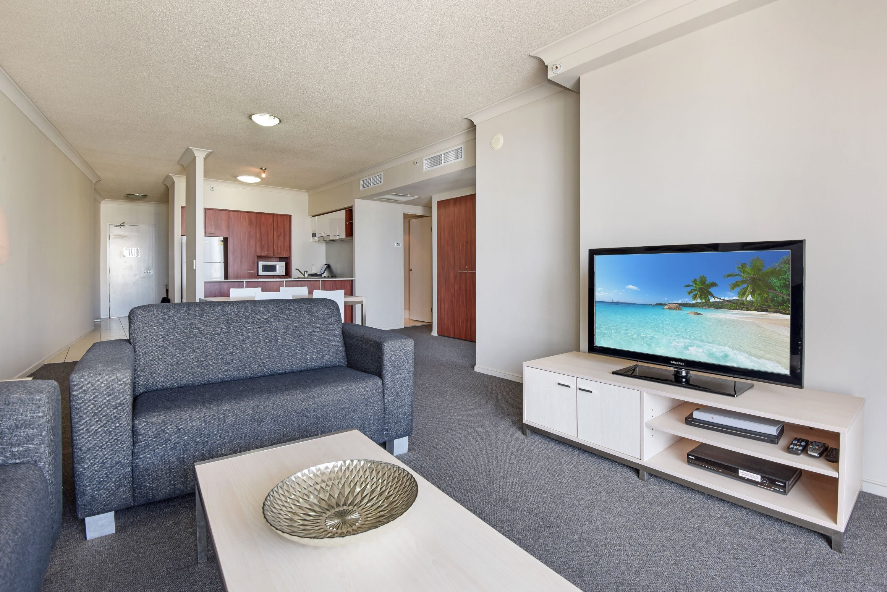 Chevron Renaissance Level 16 - Close to the beach, family friendly!