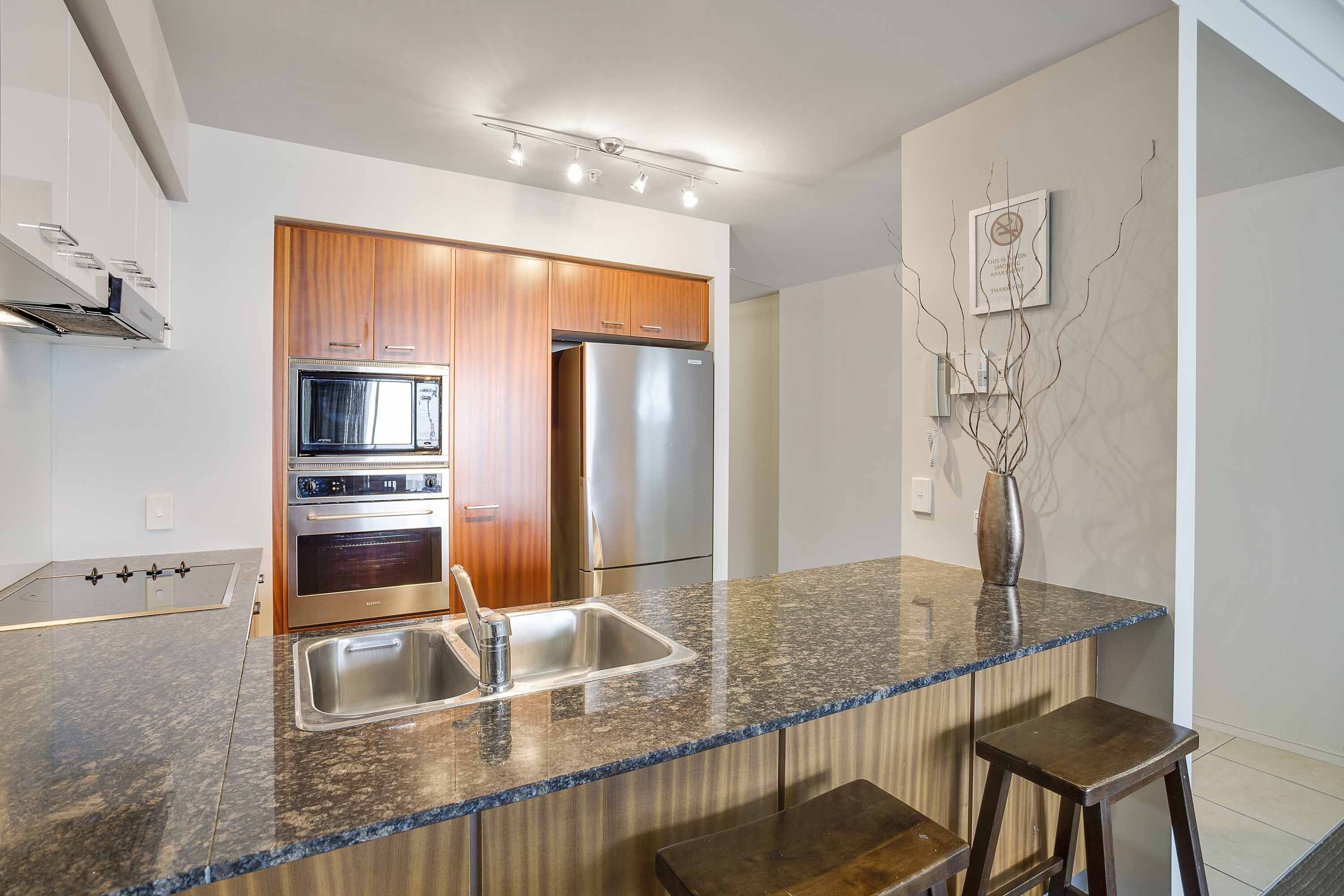 Chevron Renaissance Ocean View — image 6