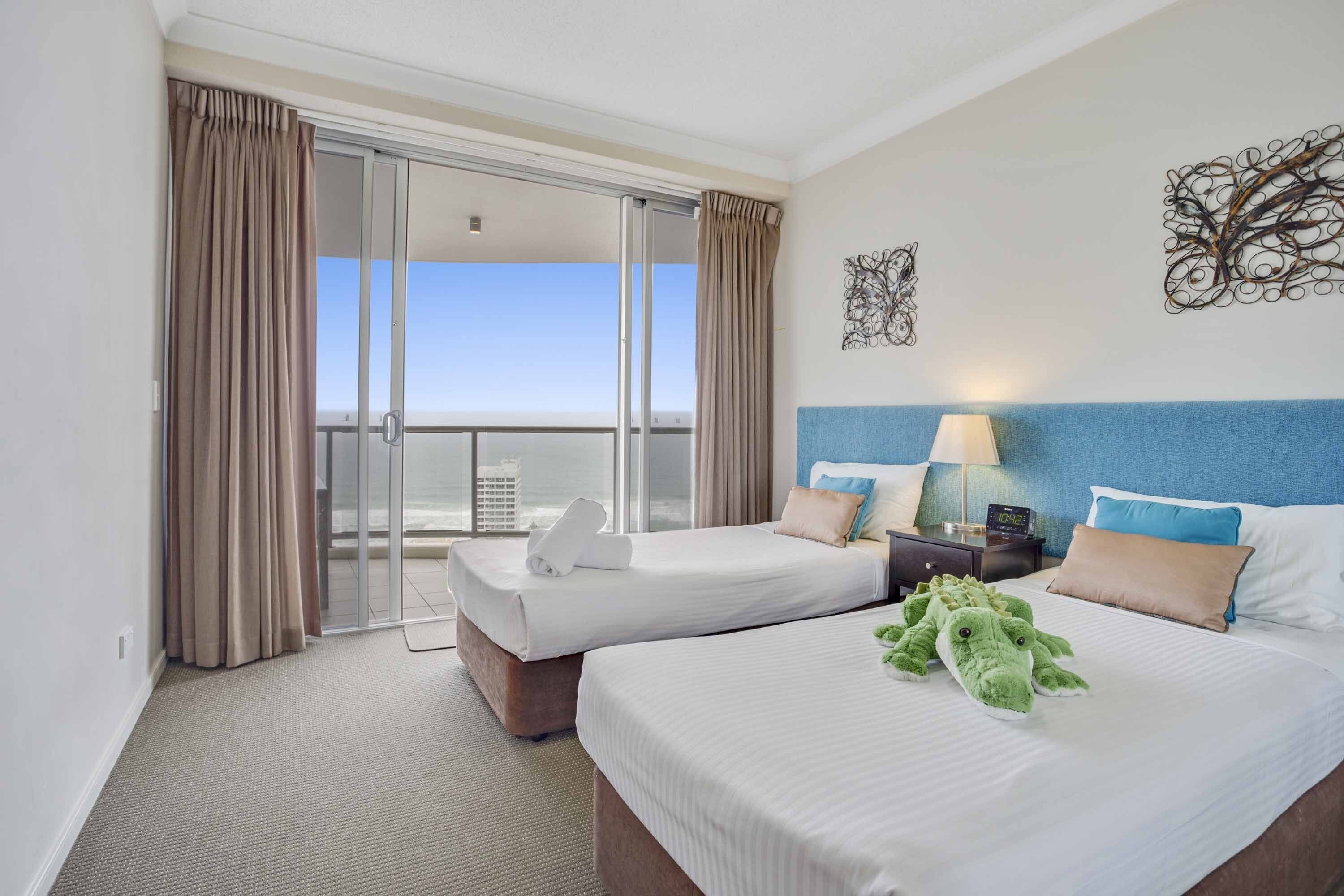 Chevron Renaissance Ocean View — image 2