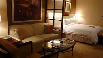 In-room safe, iron/ironing board, free WiFi, bed sheets