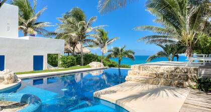 Luxury Ocean Front Villa, 6BR (12 pax) Breakfast includes + infinity pool