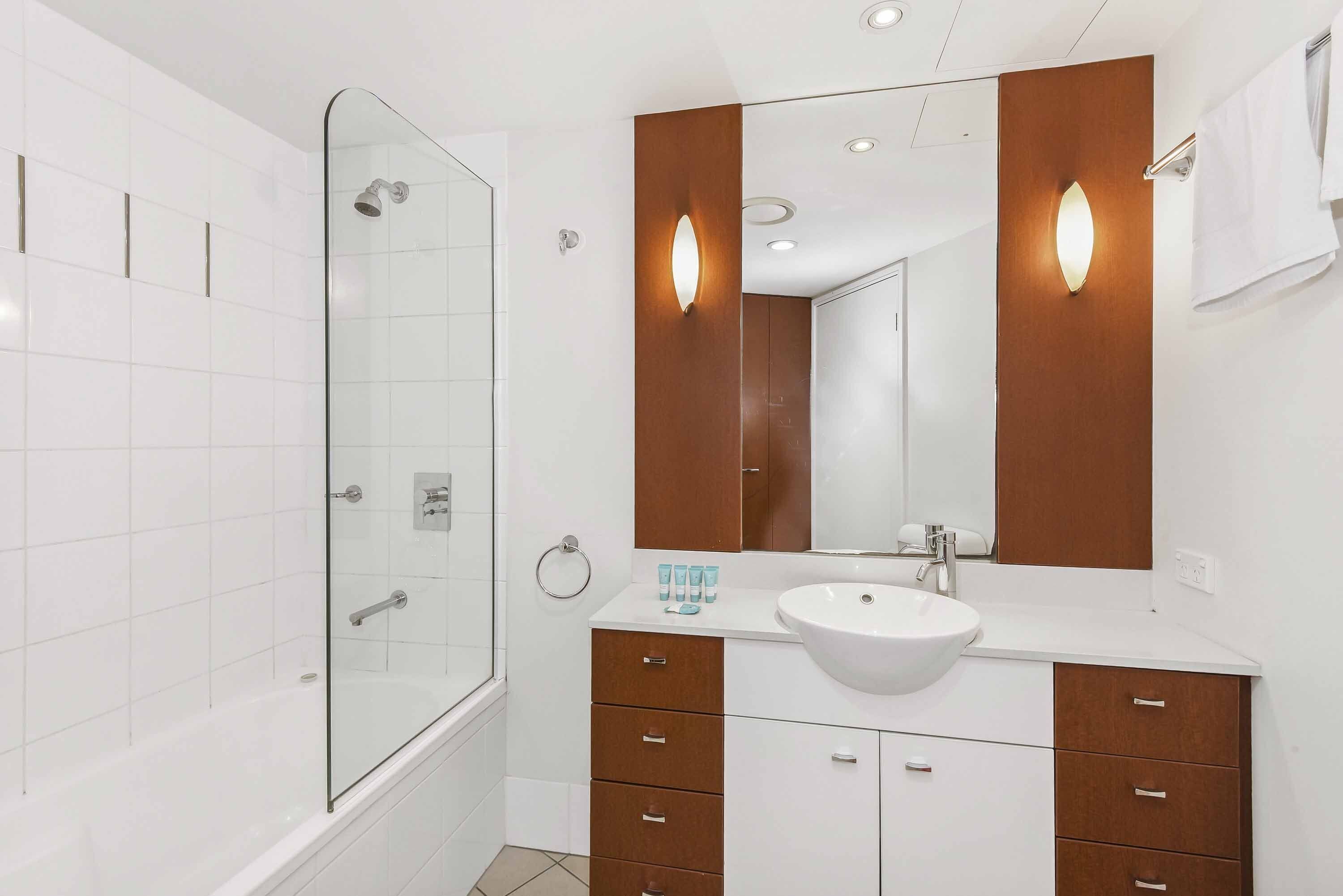 Chevron Renaissance Ocean View — image 3