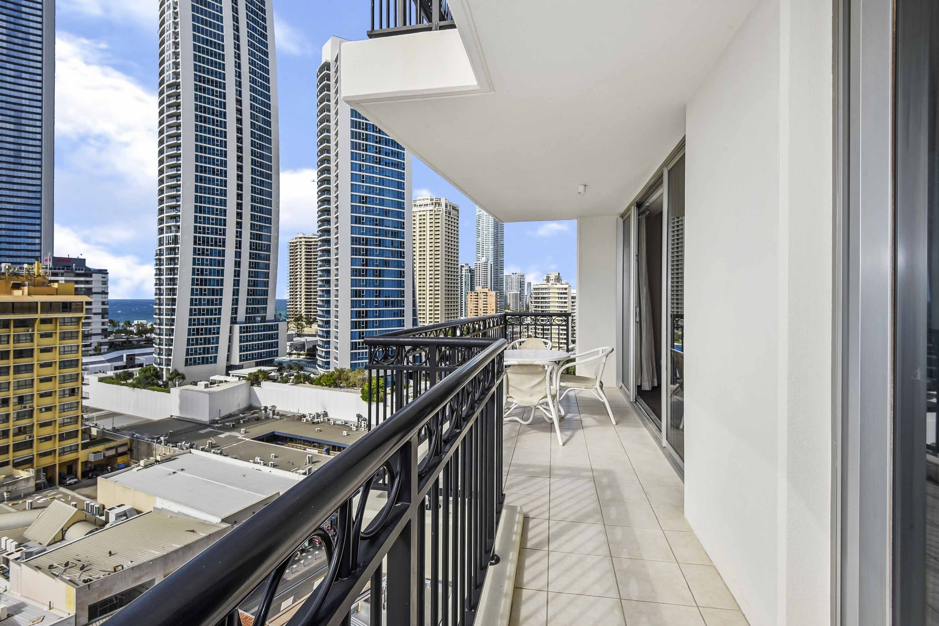 Chevron Renaissance Ocean View — image 10