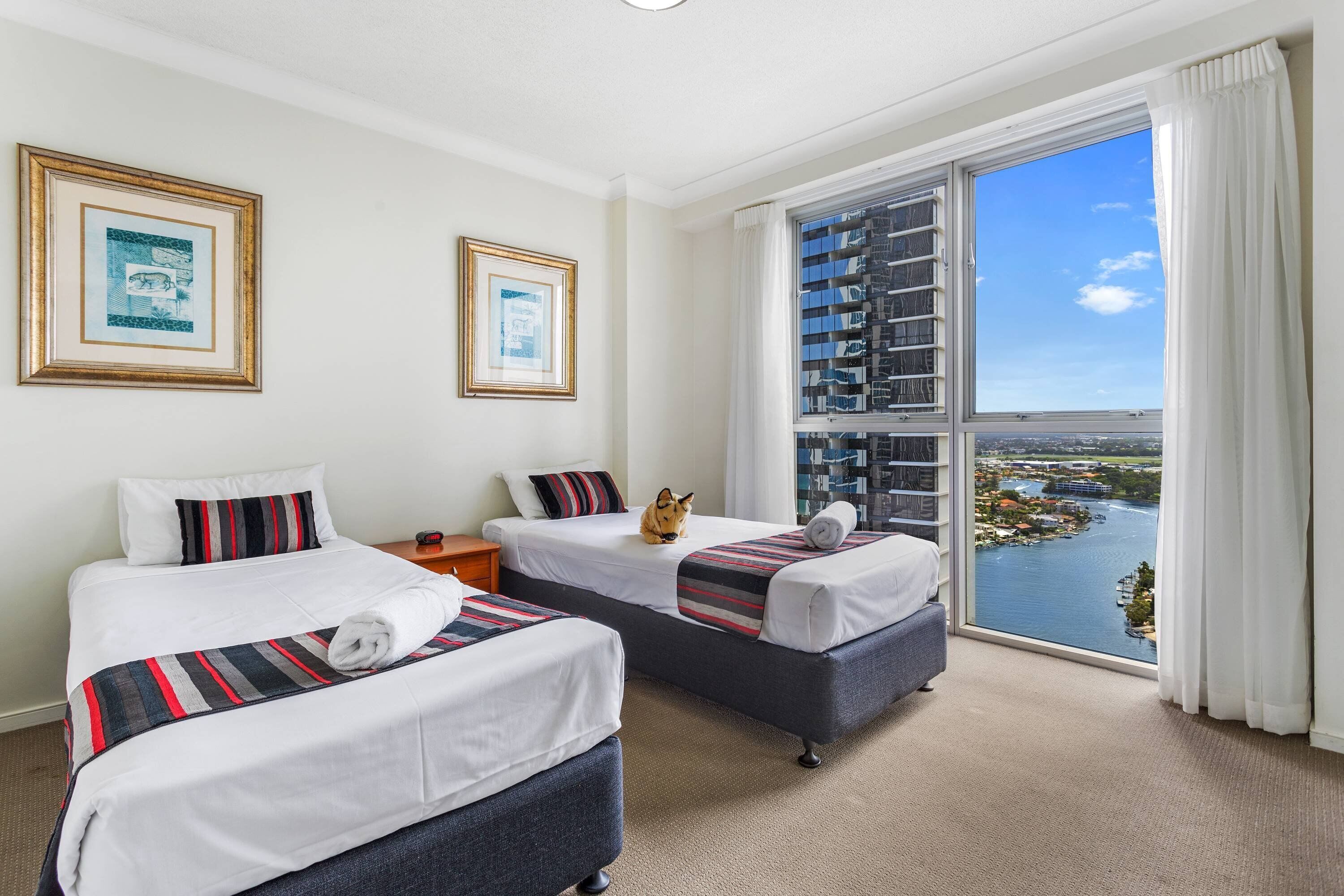 Chevron Renaissance Level 29 - Beautiful Ocean and Hinterland view