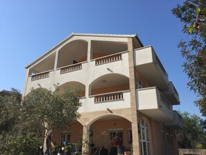 Exterior - Beautiful, modern apartments on Ciovo, Croatia. (Okrug Gornji)