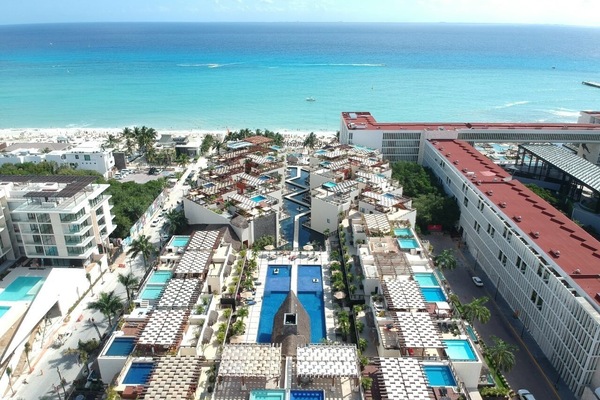 ALDEA THAI JR SUITE. BY BLUE OCEANFRONT