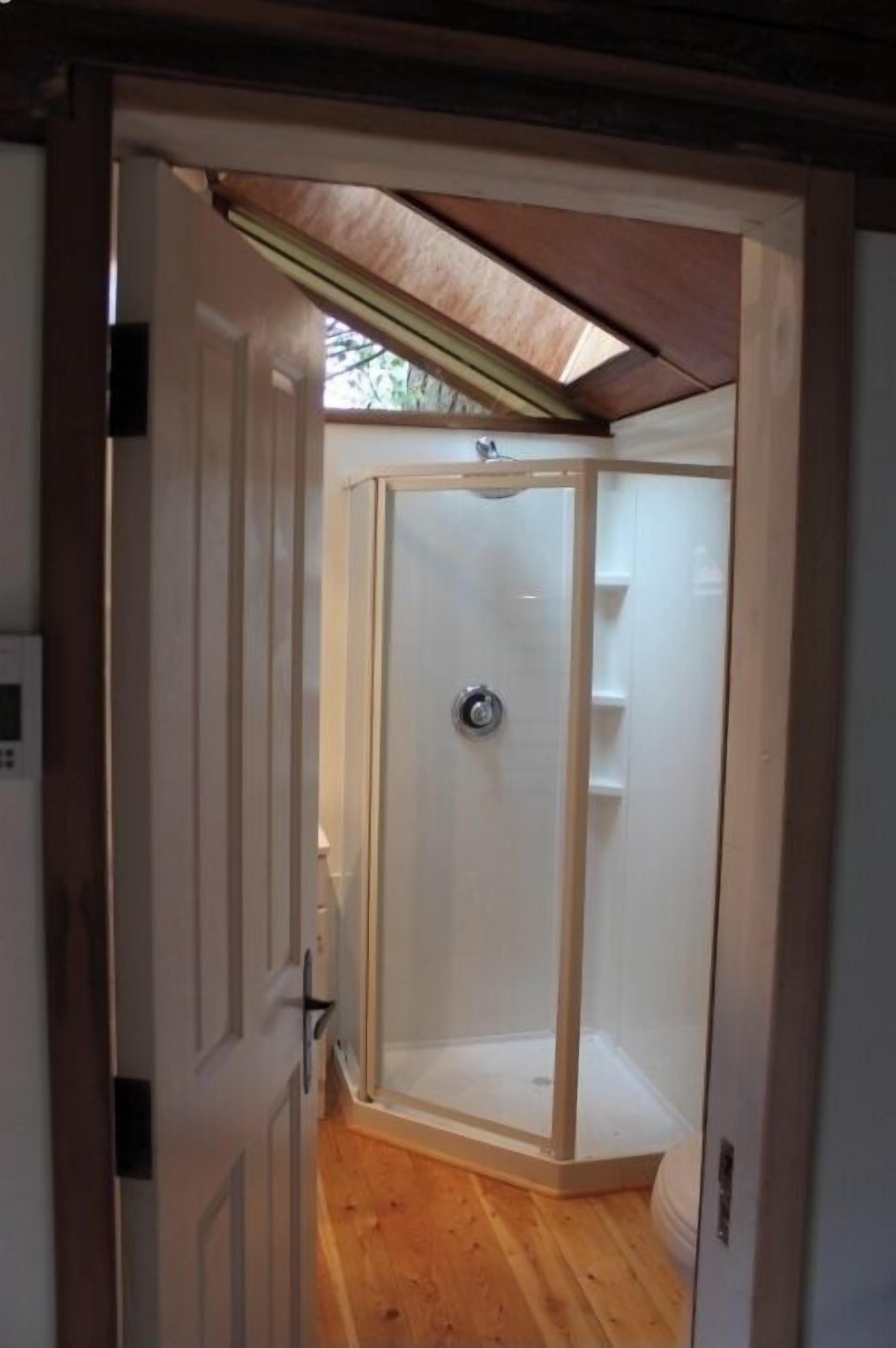 Doccia, asciugacapelli, asciugamani