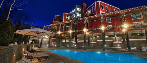 Indoor pool, outdoor pool