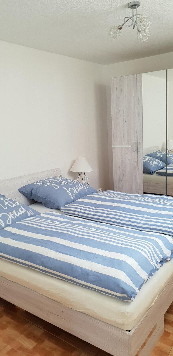 2 Schlafzimmer, Bügeleisen/Bügelbrett, WLAN, Bettwäsche