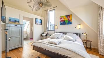 4 chambres, fer et planche à repasser, lit parapluie, Wi-Fi gratuit