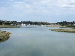 Sun-loungers - New apartment with terrace view and sea access 2 people all comfort / bicycles (Saint-Jean-de-la-Rivière)