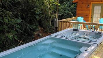 Baignoire à remous extérieure