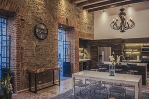 Dining - Luxurious apartment in historic building downtown Puebla SV311 -12 (PUEBLA)