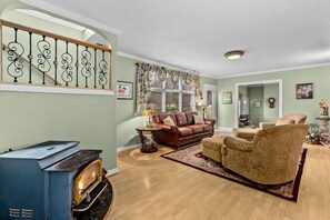 Interior - The entire bed and breakfast inn (Yelm)