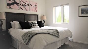 4 quartos, cofres nos quartos, ferros/tábuas de passar roupa