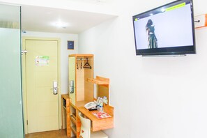 Deluxe Room | Room amenity