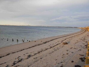 Liegestühle, Strandtücher