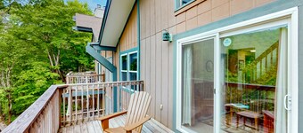 Serenity Now ski-in/ski-out condo on the slopes with gorgeous mountain views