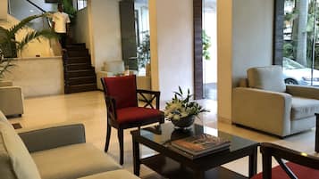 Sala de estar en el lobby