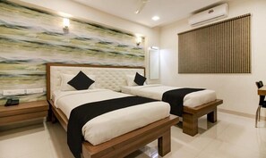 Executive Twin Room - Hotel Vrushali Inn (Navi Mumbai)