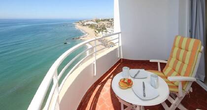 superbe studio en premiĂšre ligne de plage