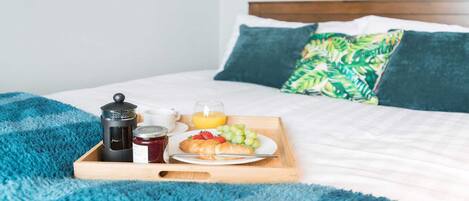 3 bedrooms, iron/ironing board, travel cot, WiFi