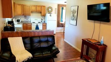 Televisión de pantalla plana y reproductor de DVD