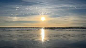 Camastros y toallas de playa