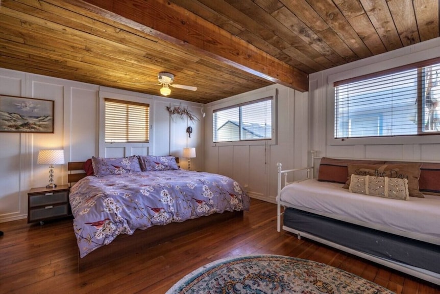 Ocean View Retreat With Hot Tub - Pacific Beach, WA