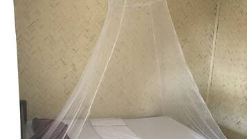 Quarto casal (Fan) | Escrivaninha, roupa de cama