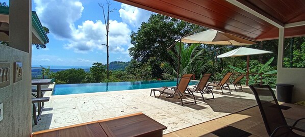 Outdoor pool, an infinity pool