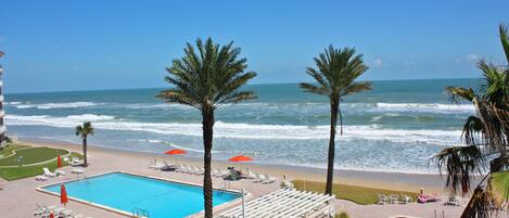 Et oppvarmet basseng