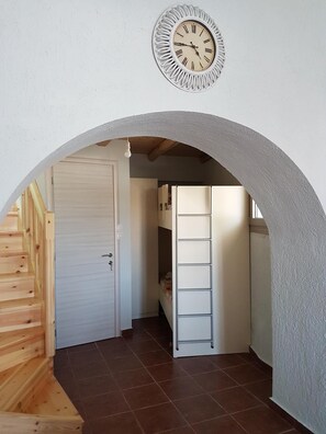 Interior - "VERANDA" TRADITIONAL MAISONETTE IN KATO CHORIO , ELOUNDA (ΕΛΟΥΝΤΑ)