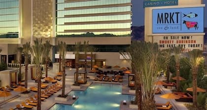 $$$ savings in Amazing Studio for 2 w/ free parking & wifi / No daily resort fee