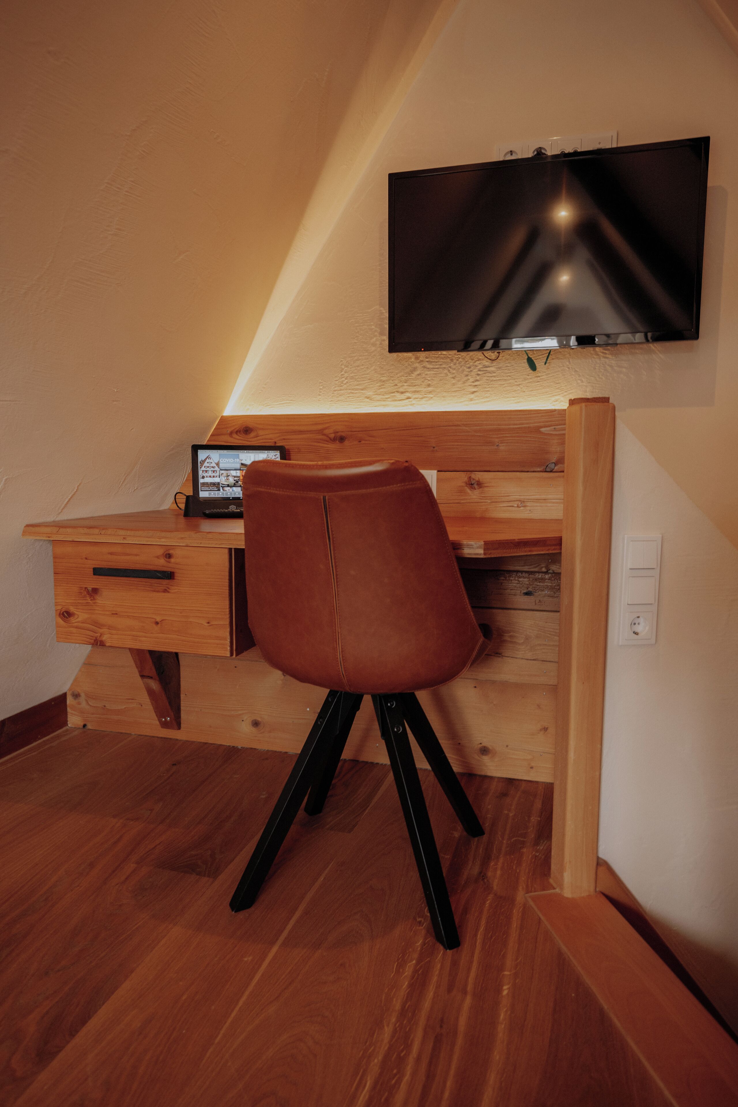 studio | room amenity