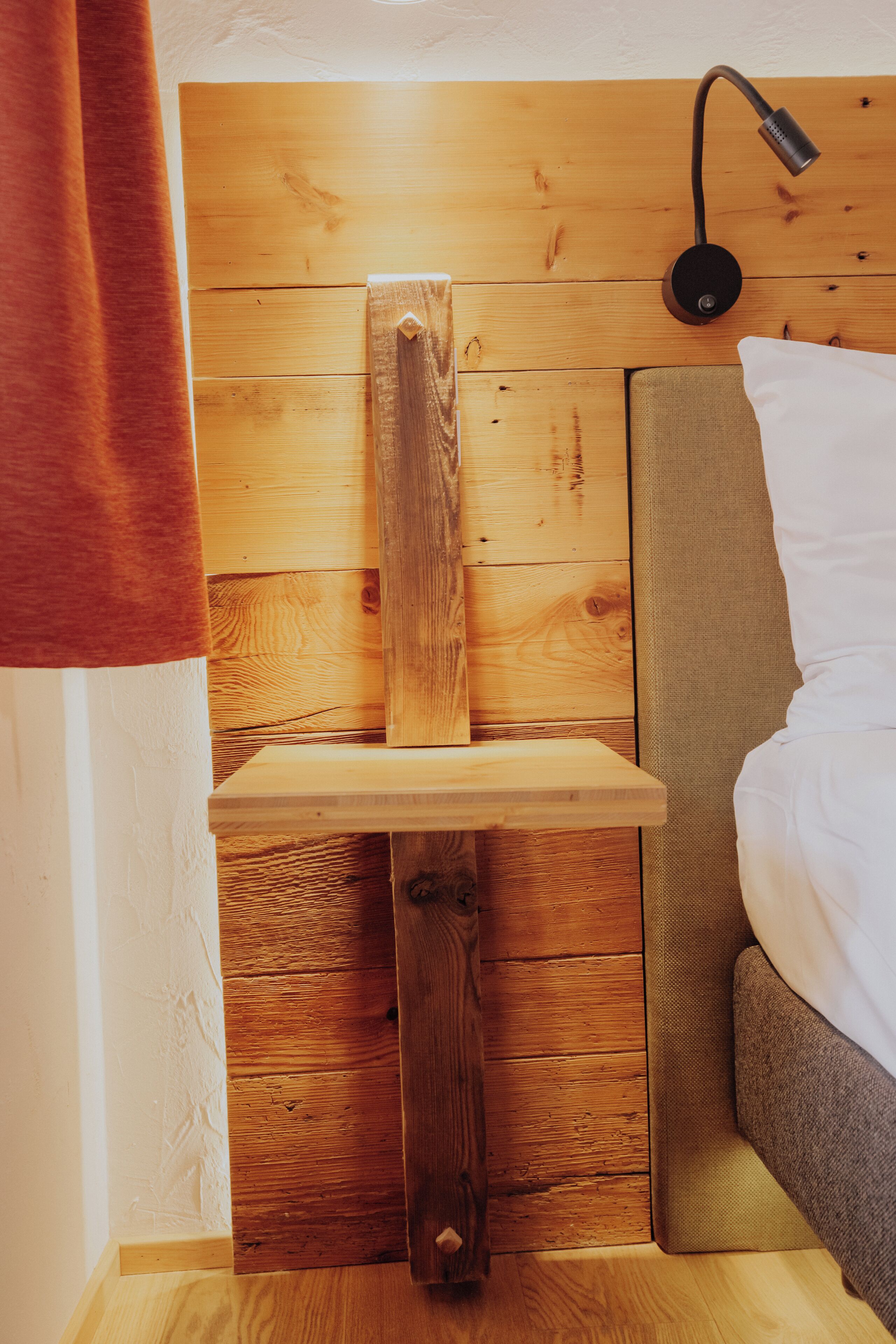 superior room | 1 bedroom, minibar, in-room safe, desk