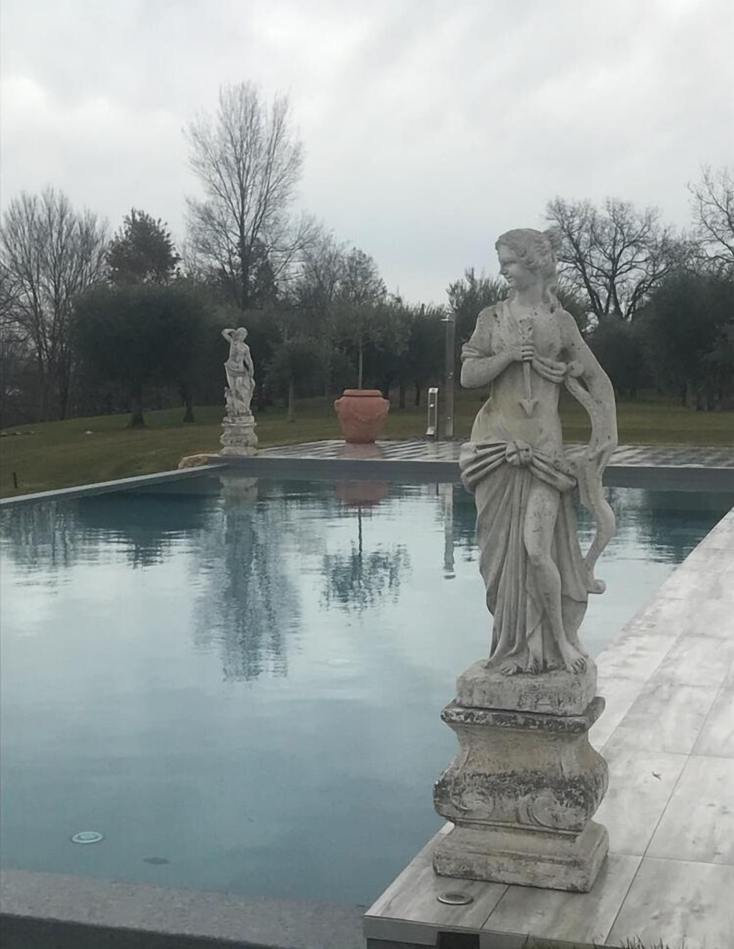 Außenpool (je nach Saison geöffnet)