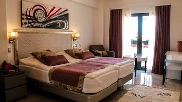 Luxury Double or Twin Room, Private Bathroom
