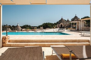 Pool - Magnificent trulli with salted swimming pool (Noci)