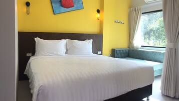 Superior dubbelrum - havsutsikt | Sängtillbehör av högsta kvalitet, skrivbord och mörkläggningsgardiner