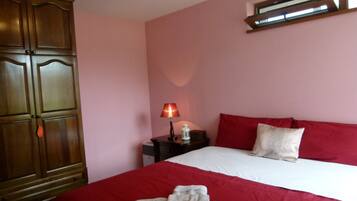 Deluxe Double Room | Individually decorated, individually furnished, laptop workspace