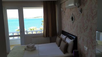Premium bedding, minibar, desk, soundproofing