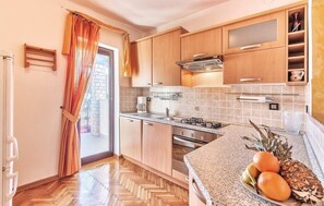 Fridge, oven, coffee/tea maker, cookware/dishes/utensils