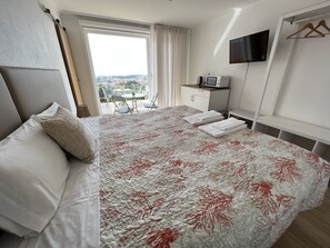 1 bedroom, soundproofing, free WiFi, bed sheets