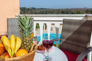 Outdoor dining - Villa Rok / A10-PUL234 (Banjole)