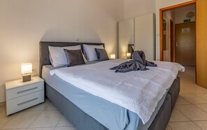 1 bedroom, iron/ironing board, WiFi, bed sheets - Villa Rok / A12-PUL231 (Banjole)