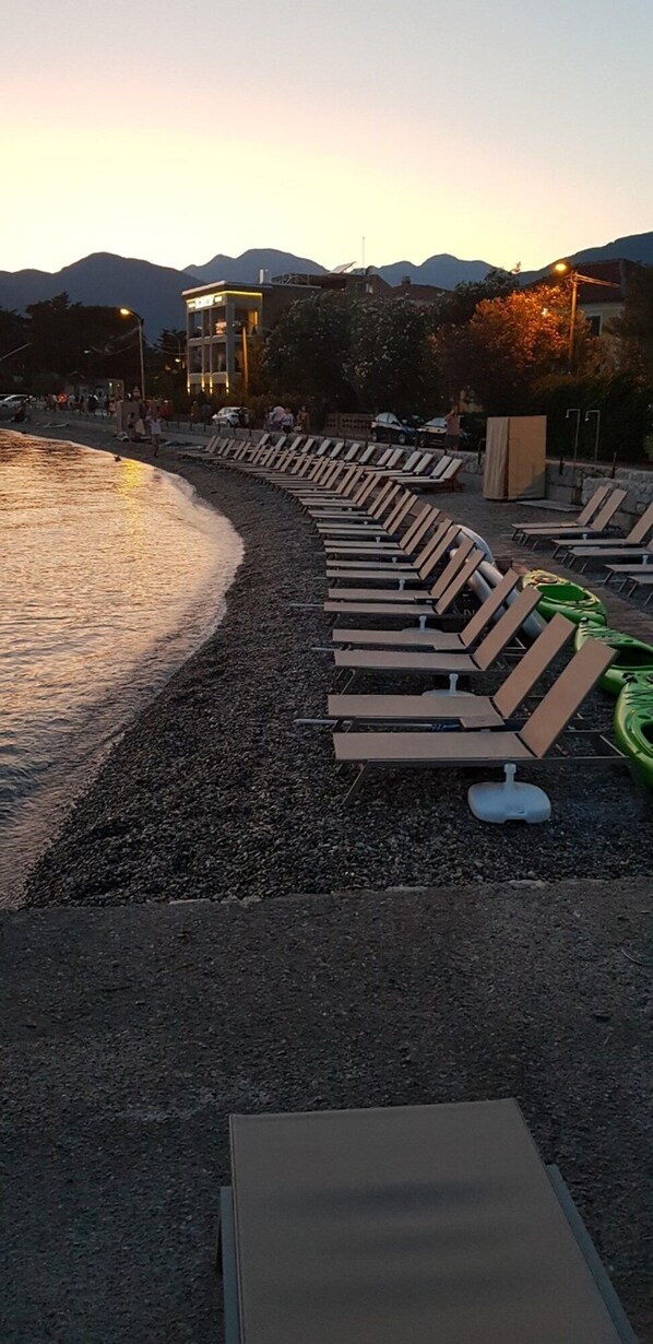 Tæt på stranden