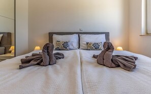 1 chambre, fer et planche Ă repasser, Wi-Fi, draps fournis