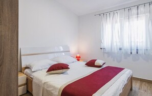 2 bedrooms, WiFi, bed sheets - Pool House Banjole3 4+1 (Banjole)